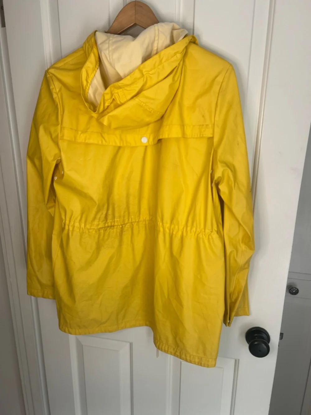 Cole Haan Women’s Weather Resistant Hooded Yellow Rain Jacket Size L